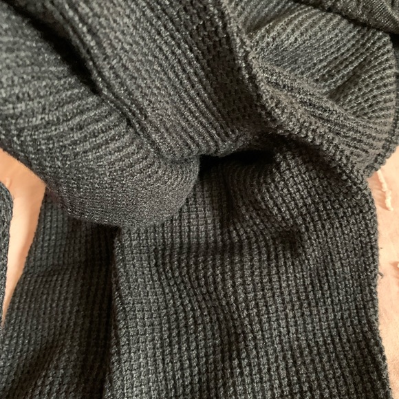 Unique Lululemon knit tights with bum cover. - Picture 8 of 8